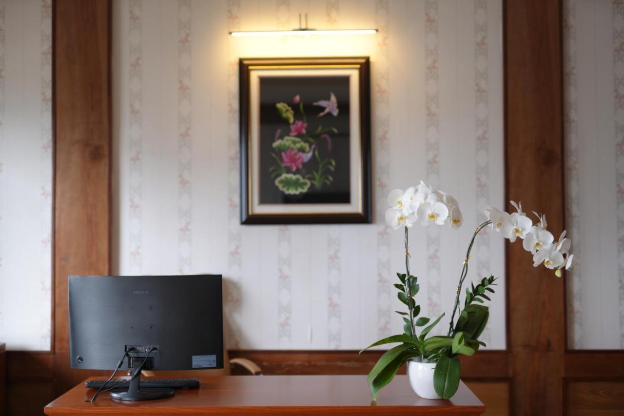 Pleiku Hotel Zewnętrze zdjęcie